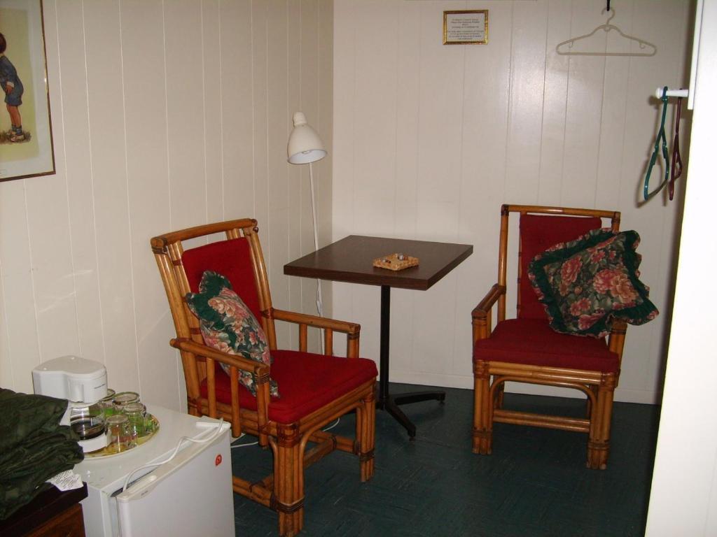 Capricorn Motel Royale 1000 Islands Lansdowne Екстериор снимка